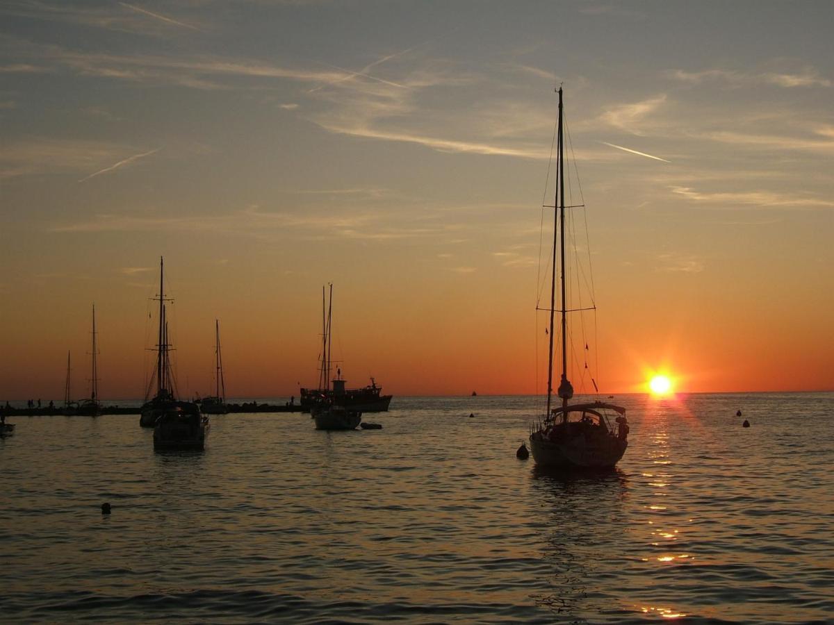 Gogo 2+2 Appartement Novigrad Istria Buitenkant foto